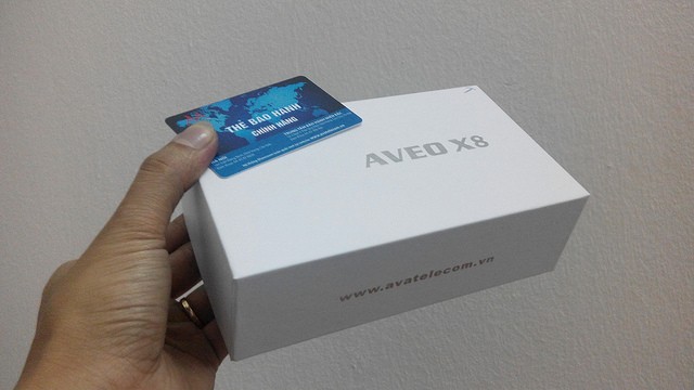 Aveo X8 chip 8 lõi, RAM 2GB Full HD