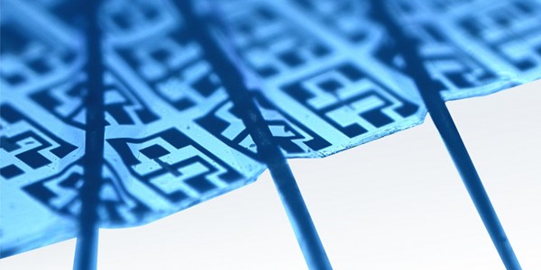 Phát triển thành công thiết bị điện tử vi mạch siêu mỏng