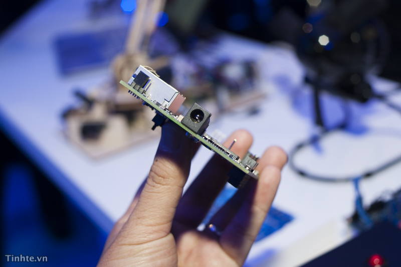 Trên tay bo mạch Galileo của Intel tại [CES 2014] 