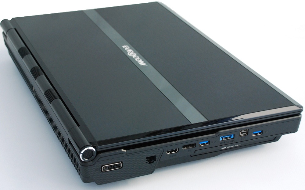 Panther 5: Laptop mạnh nhất của Eurocom với CPU i7 Extreme hoặc Xeon 12 nhân, RAM 32GB, hai GPU
