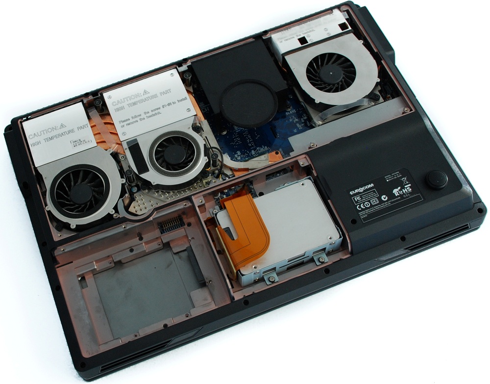 Panther 5: Laptop mạnh nhất của Eurocom với CPU i7 Extreme hoặc Xeon 12 nhân, RAM 32GB, hai GPU