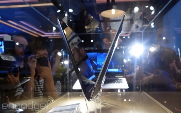 Transformer Book V: Laptop 5 chế độ 