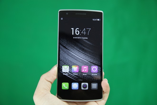 4 smartphone màn hình siêu lớn giá tốt tại Việt Nam