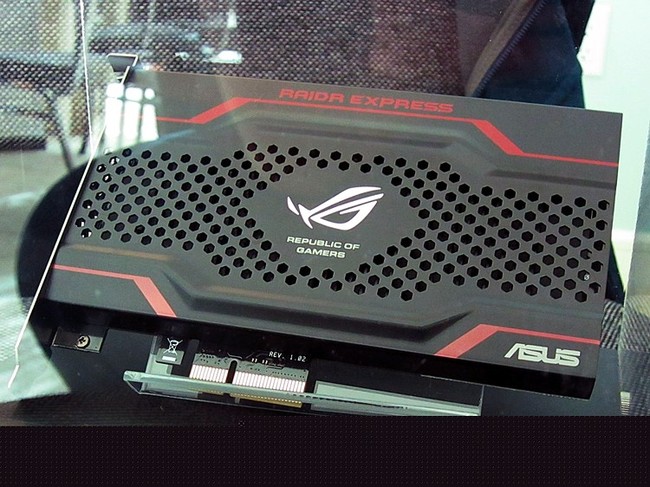 Asus giới thiệu ổ SSD RAIDR Express siêu cao cấp