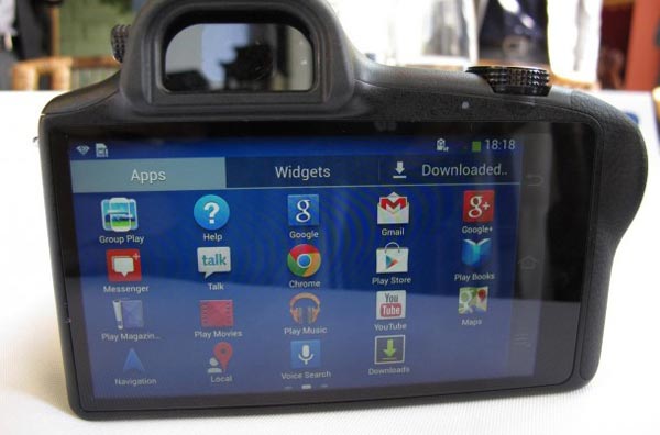 Samsung DSLR Galaxy NX chạy Android, chíp Exynos