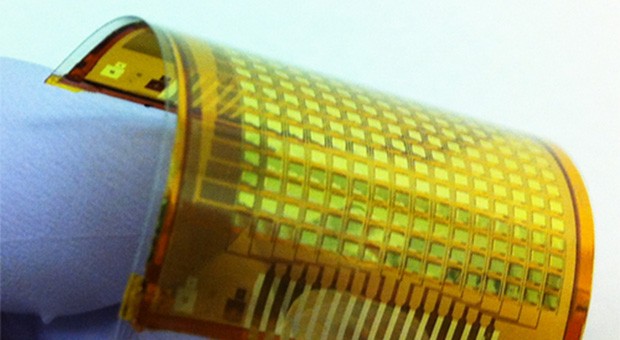 Màn hình OLED dẻo làm bằng nhựa sắp có mặt