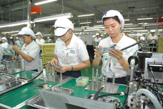 Đào tạo nhân lực công nghệ cao: Nghịch lý