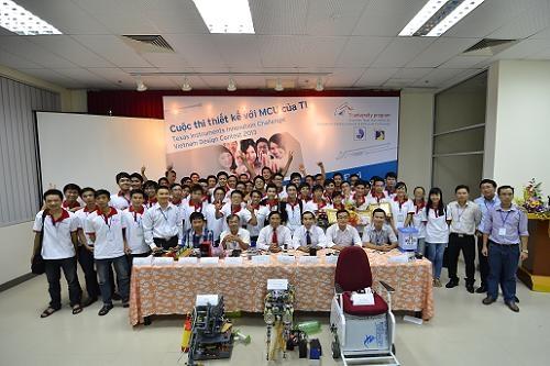 Sinh viên Bách Khoa Đà Nẵng vào chung kết cuộc thi thiết kế vi mạch