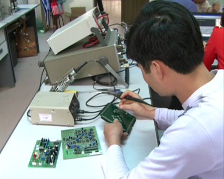 Xúc tiến đào tạo nhân lực cho ngành bán dẫn