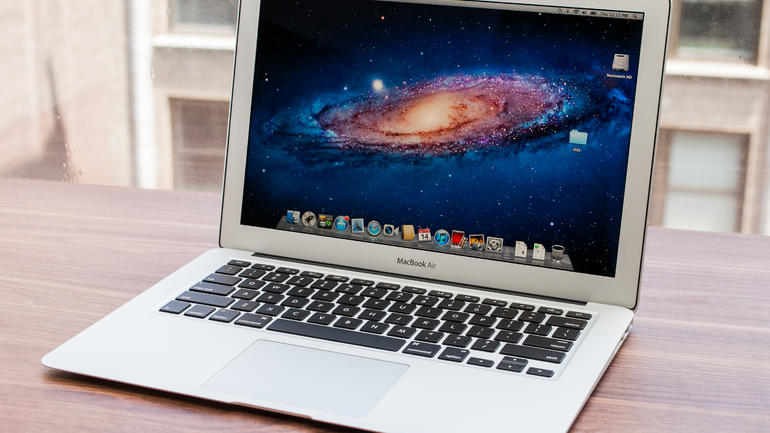 Vì sao Apple tự chế chip ARM cho MacBook?