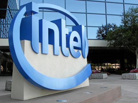 Intel rót tiền sản xuất chip tại Trung Quốc 