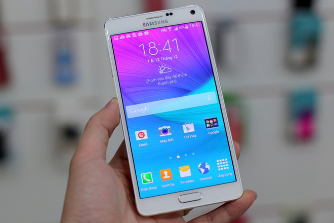 Ảnh mở hộp Galaxy Note 4 bản 4G dùng chip Qualcomm