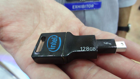 Ổ đĩa flash Thunderbolt cho tốc độ siêu khủng của Intel