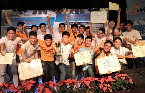 Đại học FPT vô địch Siêu cúp Olympic Tin học Sinh viên 2014 