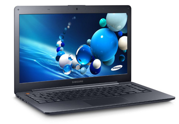 Samsung công bố 2 laptop cùng công nghệ SideSync mới