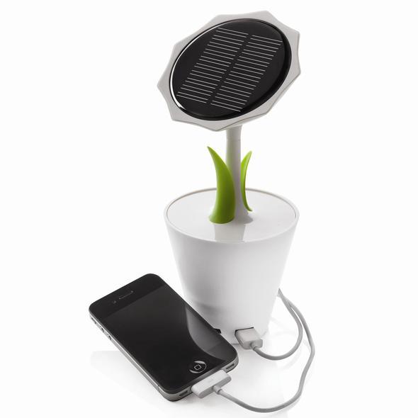 Những chiếc sạc năng lượng mặt trời hữu dụng Những chiếc sạc năng lượng mặt trời hữu dụng