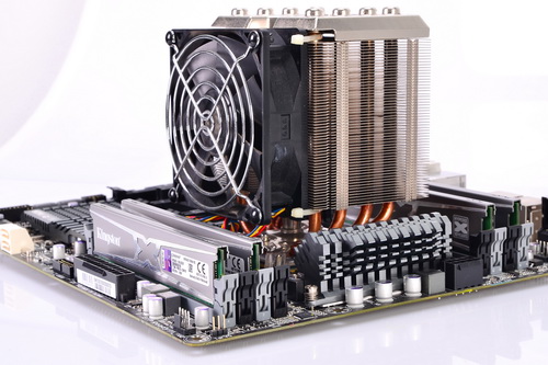 RAM Kingston HyperX kit 16 GB hỗ trợ nền tảng LGA2011